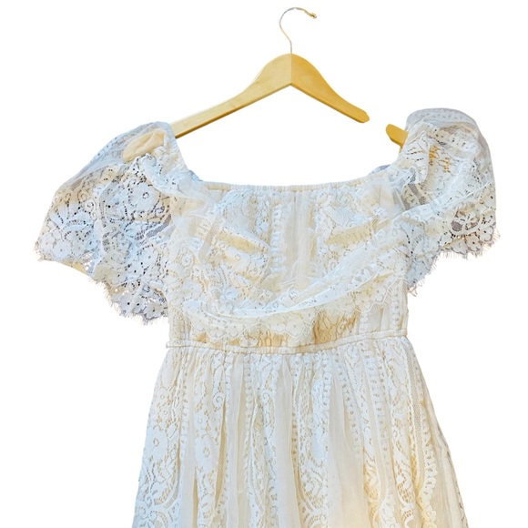 Baltic Born Caroline Off White Lace Maxi Dress - Picture 4 of 8